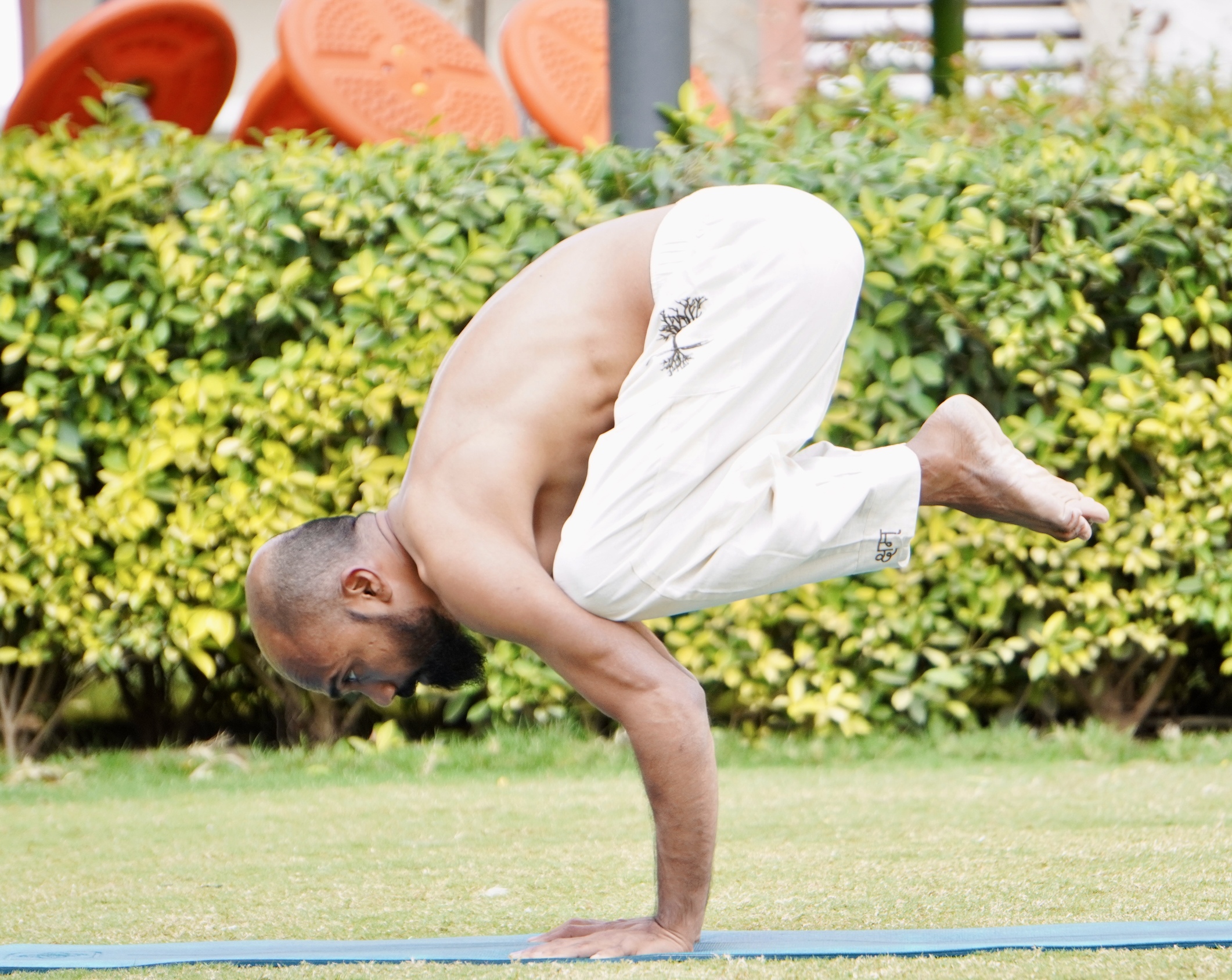 Ravindra Kanawade in bakasana